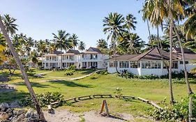 Las Canas Beach Retreat